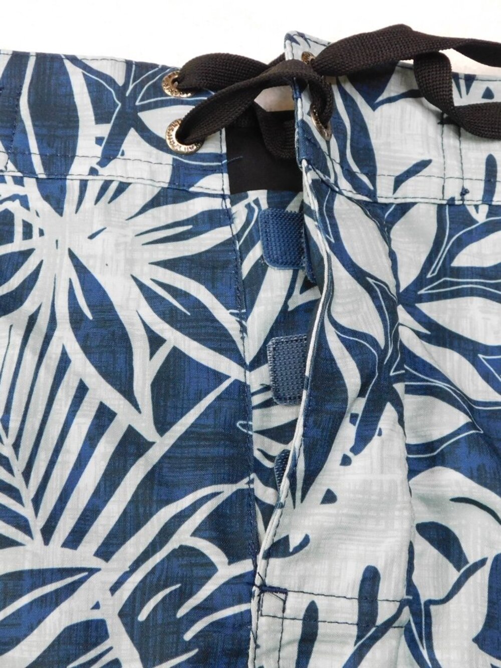 Ripskirt Blue and White Hawaiian Palm Leaves Sport Skirt | Beach | EUC | Large - Picture 2 of 7